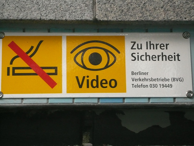 Berlino, Per la vostra sicurezza.
