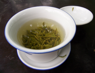 Green tea by mckaysavage (CC BY 2.0)