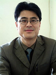 Recently freed Chinese journalist Shi Tao. Image via Flickr user boeke, CC BY-NC-SA 2.0