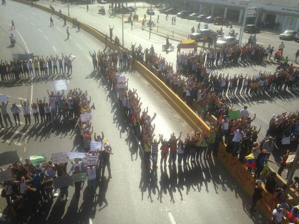 Protest in Venezuela. Photo by Gabriel Bastidas (@Gbastidas) via Twitter.