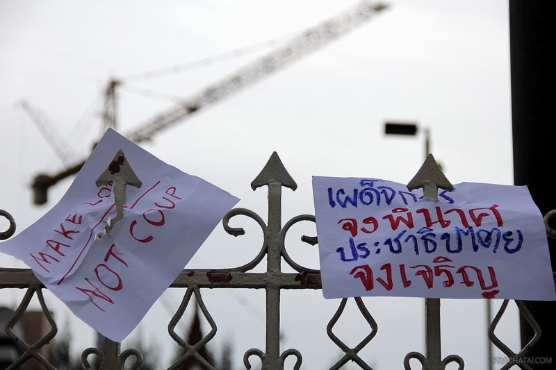 Thailand coup protest signs. Photo by Prachatai via Flickr (CC BY-NC-ND 2.0)