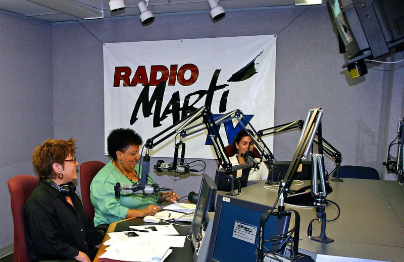 Radio Marti broadcast studio, Miami, United States. Photo by Voice of America, licensed to public domain.